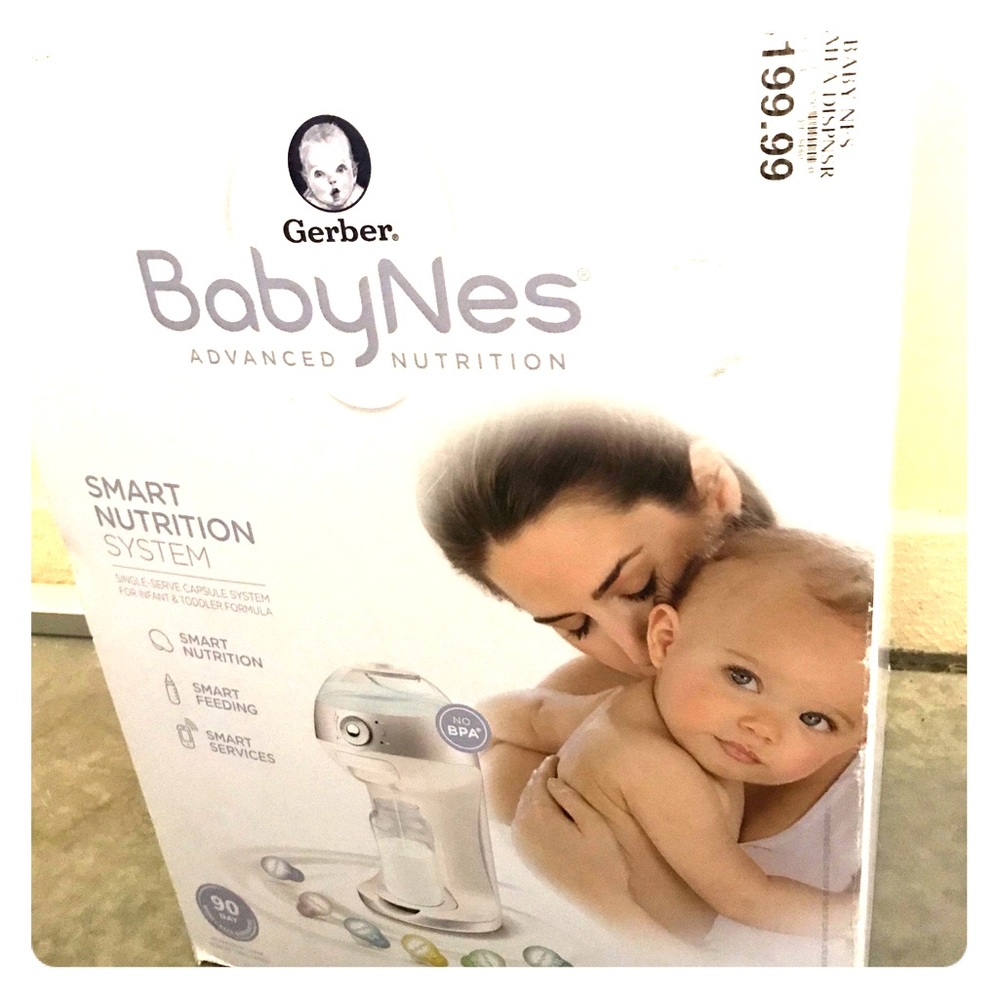 brand new Gerber  BabyNes Baby Formula Dispenser